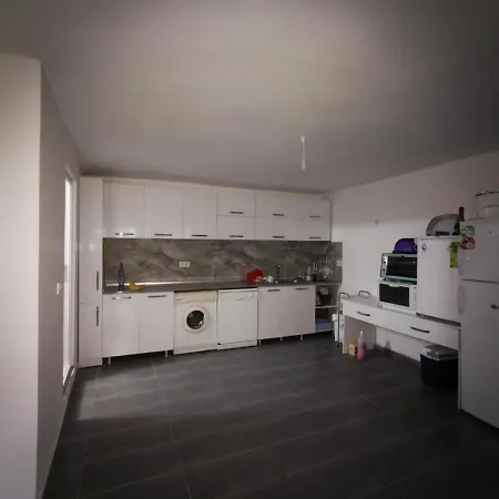 Haus Guengoer Geyikbayırı
